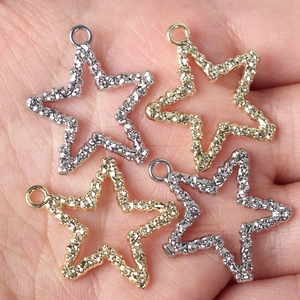 DIY alloy star pendants with hammered texture in gold and silver finish for jewelry