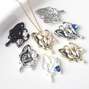DIY Liquid Metal Butterfly Charms With Imitation Artificial Pearl Zirconia Pendants Alloy Jewelry Findings For Bracelet Making