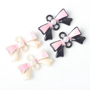 Pendentifs nœuds en émail avec perles et doubles anneaux pour création de bijoux DIY