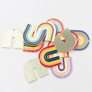U-förmige Regenbogen-Emaille-Anhänger aus Legierung für DIY-Halsketten und Ohrringe
