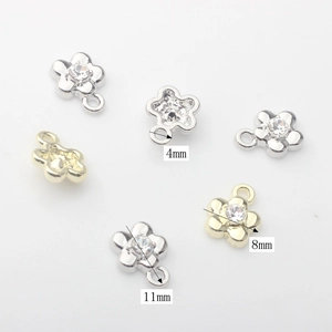 Mini-Blumenanhänger aus Legierung mit Zirkon-Inlay und Aufhängering für DIY-Schmuck