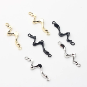 S-förmige gewellte Metallverbinder in Gold, Silber und Schwarz für DIY-Schmuckherstellung