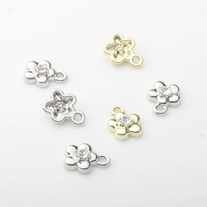 6er-Pack Mini-Blumenanhänger aus Legierung mit Strasssteinen für DIY-Ohrringe und Schmuck