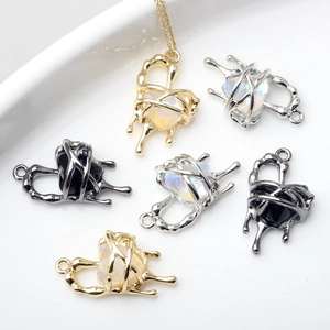 Ciondolo a Cuore in Metallo Liquido Gotico in Lega di Strass Lava Flow Charms per Orecchini Fai da Te Collana Accessori per Gioielli Fatti a Mano