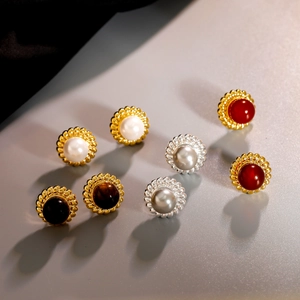 Vintage-Ohrstecker aus Achat und Perlen mit Sonnenblumen-Goldrahmen und diversen Edelsteinen