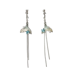 Orecchini a coda di pesce in argento 925 con stella colorata e dettagli in perla