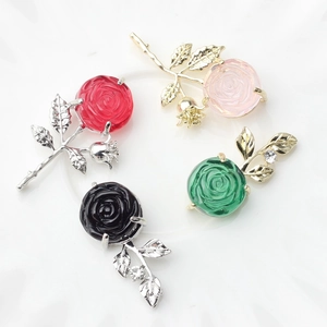 Creative alloy rose flower pendants in red, pink, black, and green with rhinestones