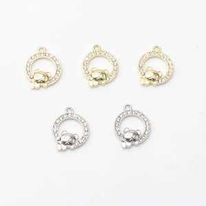 Lot de 5 pendentifs panda sertis de strass en finitions or et argent pour bijoux