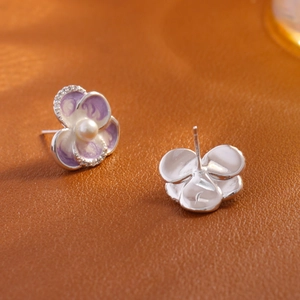S925 silver purple enamel flower stud earrings with pearl center and crystals