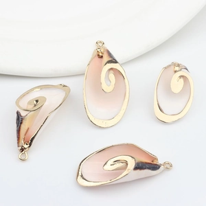 Vintage Boheems Natuurlijk Conch Schelp Hanger Goud Metalen Rand Spiraal Schelp Charms Voor DIY Sieraden Maken Kettingen