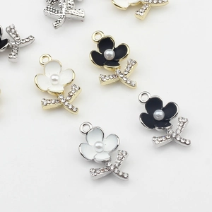 Pendentif Seul en Alliage Forme de Fleur Avec Fausse Künstliche Perle et Strass Pour Création de Bijoux DIY Collier Boucles d'Oreilles