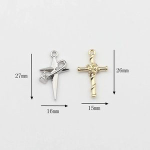 Pendentifs étoile et croix de rose pour bijoux DIY en alliage d'argent et d'or