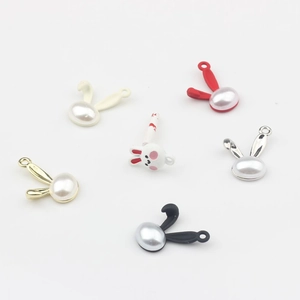 Pendentifs oreilles de lapin perlées en six couleurs pour création de bijoux DIY et boucles