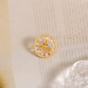 Luxury Copper Geometric Round Hollow Brooch With Zirconia Clock Design 18K Gold Plated Anti-Exposure Pin Jewelry For Women