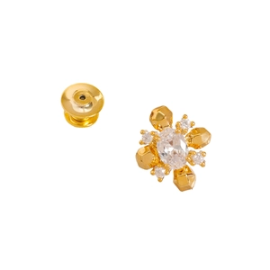 Elegant gold flower stud earring with oval zircon centerpiece and butterfly backing