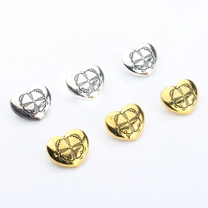 Vintage alloy heart buttons in gold and silver finish for DIY jewelry and crafts