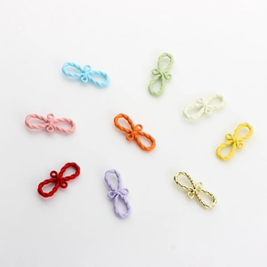 Connecteurs de bijoux en alliage en forme de nœud coloré pour la création DIY de bijoux