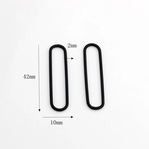 Technical drawing of 42mm x 10mm oval copper ring charm with 2mm thickness spec