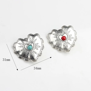 Vintage heart alloy buttons with turquoise and red stones in 31mm and 34mm sizes