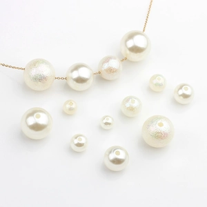 Perlas redondas de resina acrílica y colgante dorado para creación de joyas DIY