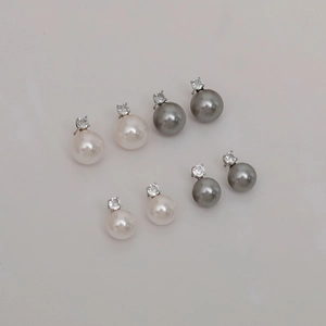 Boucles d'Oreilles Künstliche Perles de Verre Rondes Élégantes Avec Tige en Argent Sterling 925 Zircon Cubique Bijoux pour Femmes Mariage