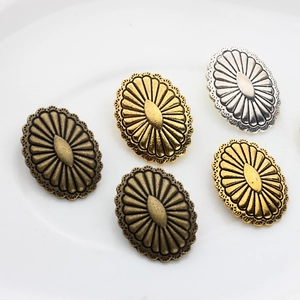 Vintage oval floral alloy button pendants in bronze, gold and silver for DIY jewelry