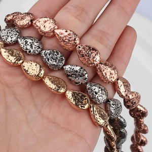 Cuentas de piedra de lava en forma de gota en oro, oro rosa y plata para joyería