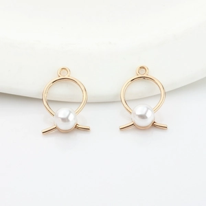 Gouden legering hanger met witte parel voor DIY oorbellen en sieraden maken van goud