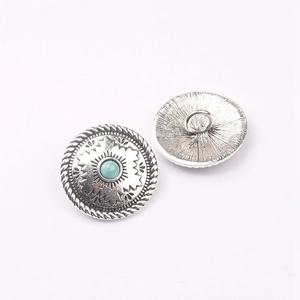 Bottoni vintage in lega d'argento con intarsio in resina turchese e motivi floreali