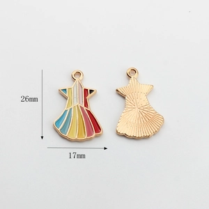 Gedetailleerde voor- en achterkant van 26x17mm circustent emaille hanger met maten
