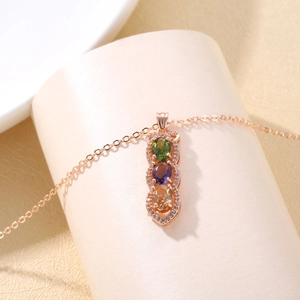 Elegante Collar de Cobre Chapado en Oro Rosa Con Colgante de Zirconia Multicolor Ovalada Triple Para Mujer Joyería