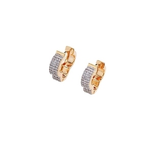 Lussuosi orecchini huggie placcati in oro 18k con micro-pavé di cristalli di zircone
