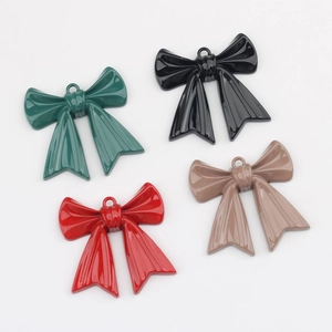 Colgantes de lazo en aleación brillante en verde, negro, rojo y rosa para joyería DIY