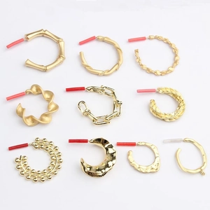 Postes de Pendientes en Forma de C de Aleación Geométrica para Fabricación de Joyas DIY Textura de Bambú Cadena Trenzada Accesorios de Pendientes Dorados
