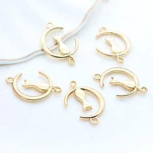 Alloy Moon Cat Pendant Charms For DIY Jewelry Making Gold Plated Hollow Animal Connector For Necklace Bracelet Earring Handmade Craft