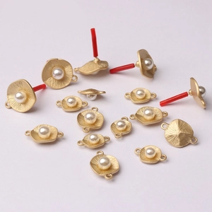 Base per orecchini a fiore con perle oro opaco e componenti per gioielli fai da te