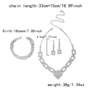 Dettaglio del set di gioielli con strass argentati con misure e specifiche tecniche