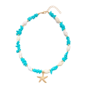 Boho-Halskette mit türkisfarbenen Steinen, Muscheln und einem goldenen Seestern-Anhänger