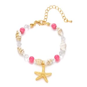 Detailansicht des Sommer-Ozean-Armbands mit Muscheln, rosa Perlen und goldenem Seestern