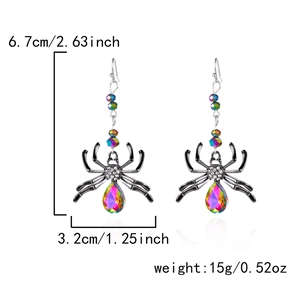 Boucles d'oreilles araignée gothique avec cristaux, dimensions 6,7 cm par 3,2 cm