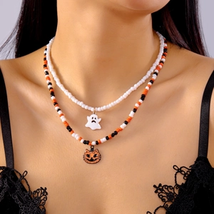 Halloween gelaagde kralenketting met hangers van spook en pompoenkat voor dames
