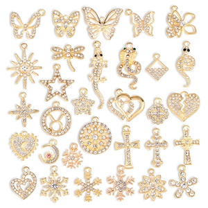 Pendentifs en Alliage de Strass pour la Fabrication de Bijoux DIY Papillon Cœur Flocon de Neige Croix Étoile Serpent pour Collier