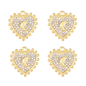 Détail de quatre pendentifs cœur dorés avec lune incrustée et cristaux pour bijoux DIY