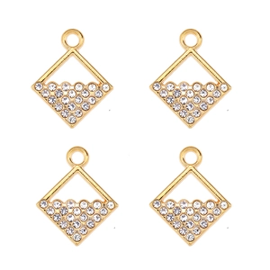 Quatre pendentifs losanges géométriques plaqués or avec des strass blancs brillants