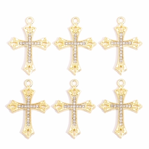 Sechser-Set goldene Kreuzanhänger mit glitzernden Strasssteinen für DIY-Schmuck
