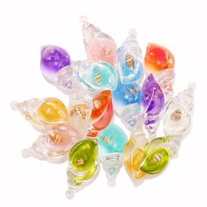 Luminous seashell shaped acrylic pendants with colorful dried flowers for DIY jewelry making