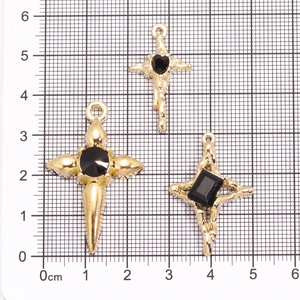 Pendentifs croix Y2K en alliage avec cristaux noirs pour la création de bijoux DIY