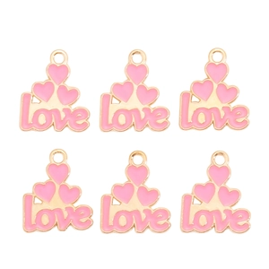 Détail de pendentifs cœur rose avec cadre en alliage doré pour bijoux DIY