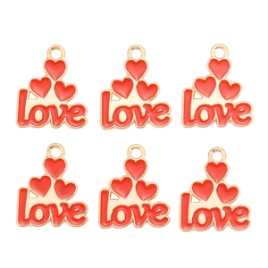Lot de six breloques cœur en émail rouge et doré pour la création de bijoux DIY