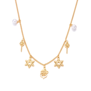 Détail du collier de Noël doré avec pendentifs Père Noël, flocons et sucettes festifs